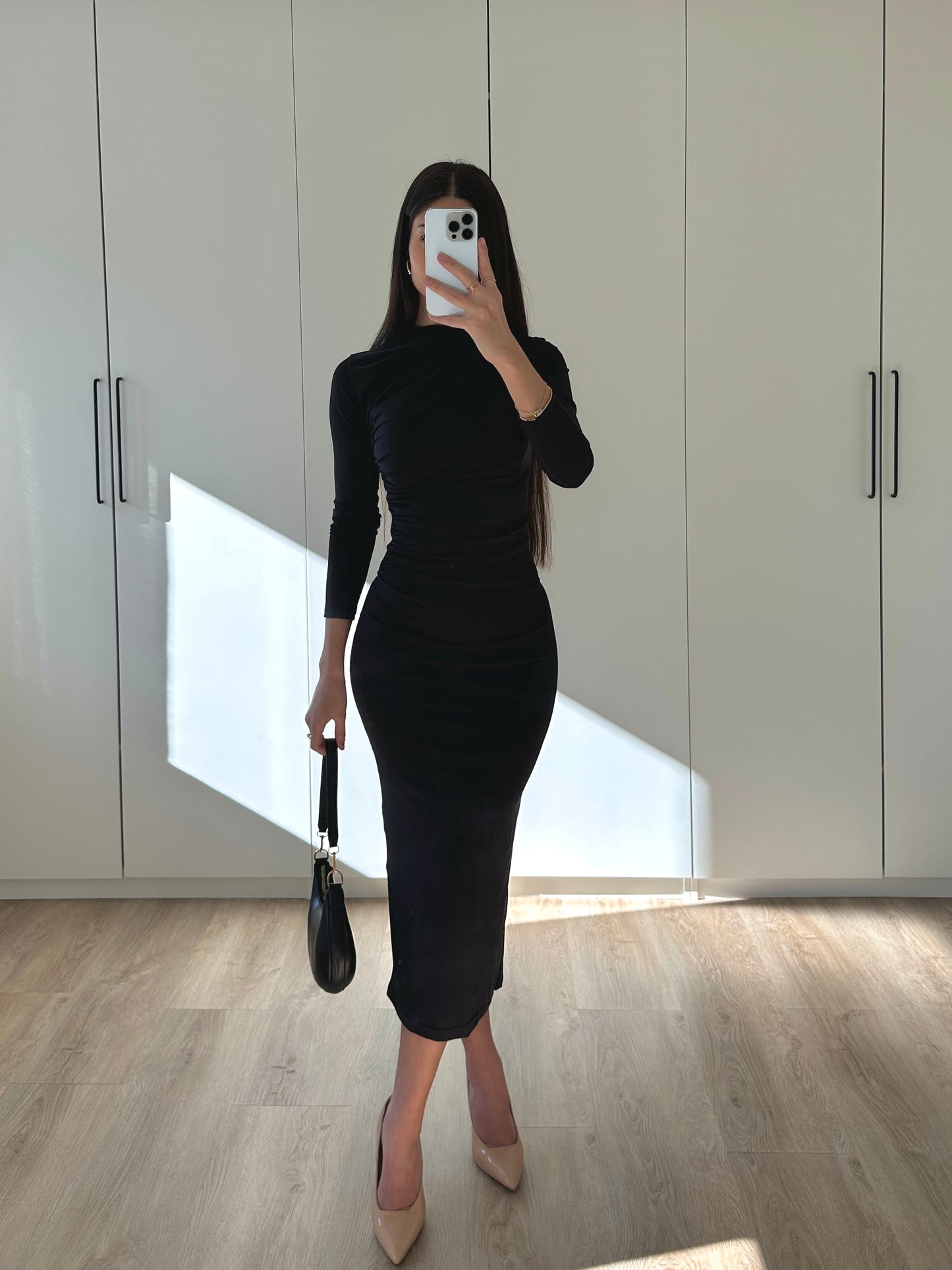 Drapiertes Midikleid - schwarz